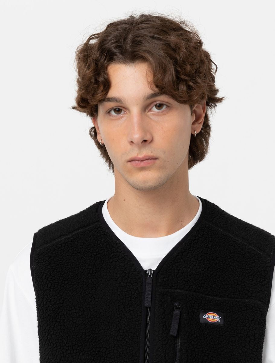 Mount Hope Vest Black
