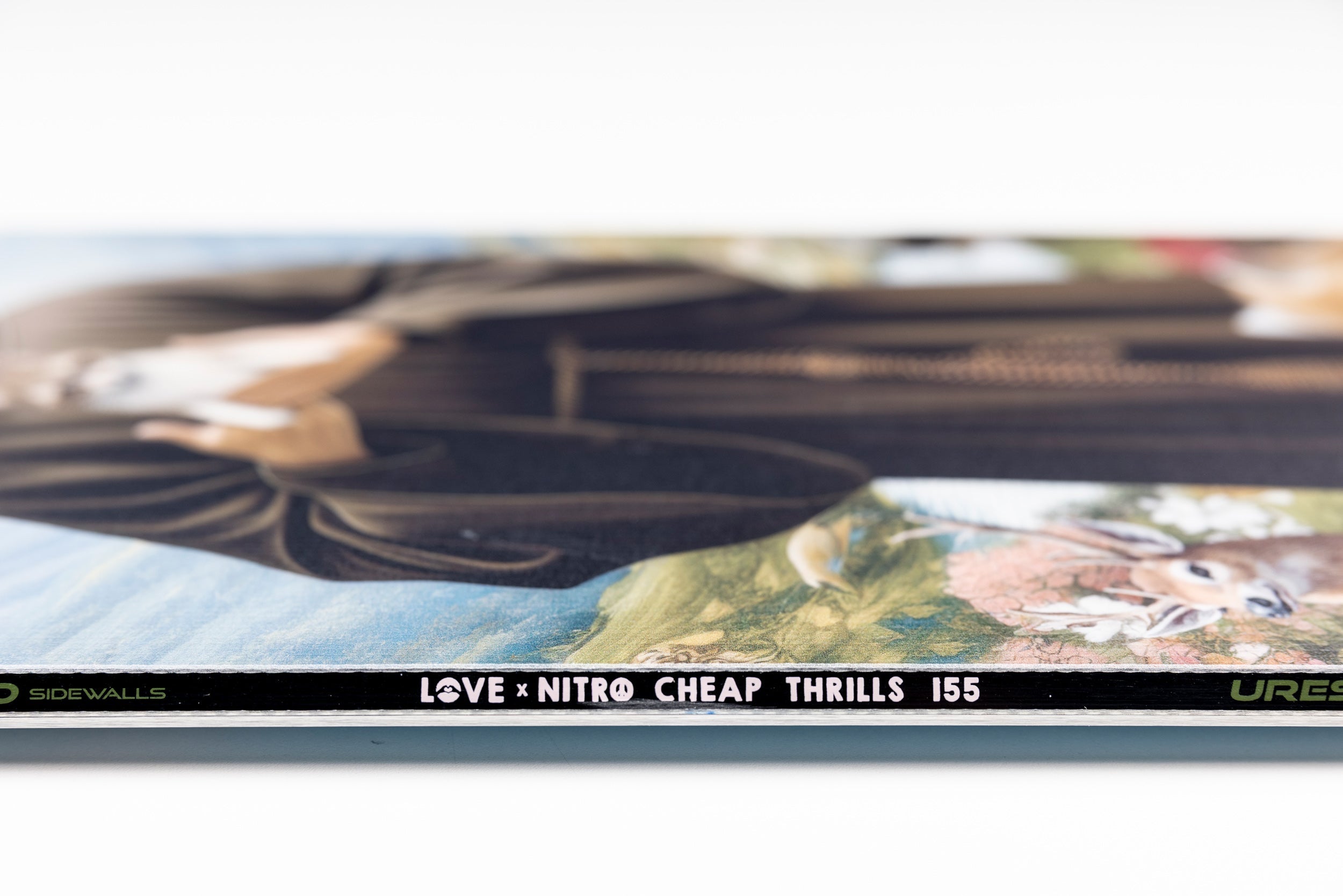 Nitro Cheap Thrills X Love 2027 Snowboard