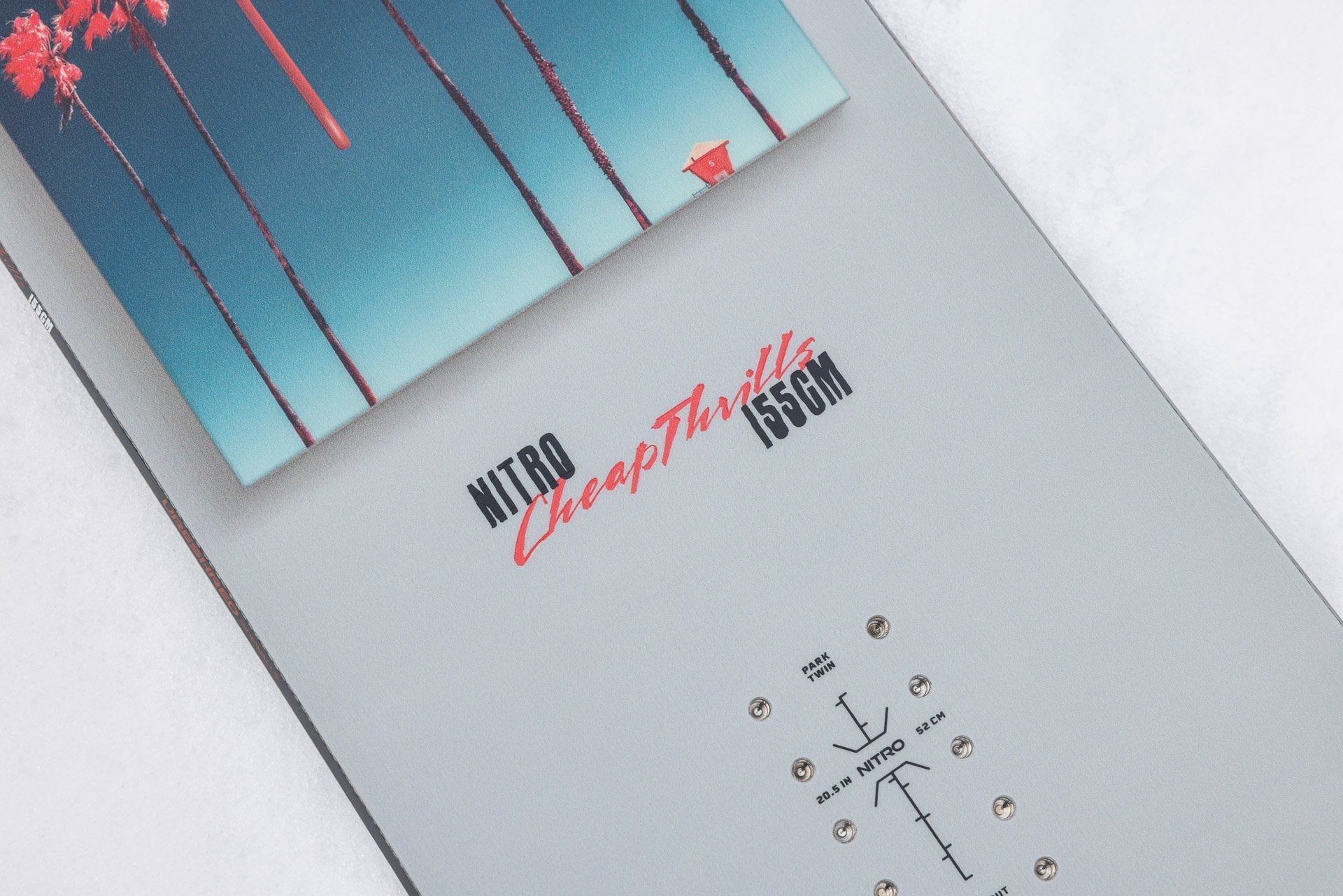 Nitro Cheap Thrills X Love 2027 Snowboard