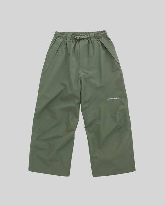 Beyond Medals Park Pants Dark Green