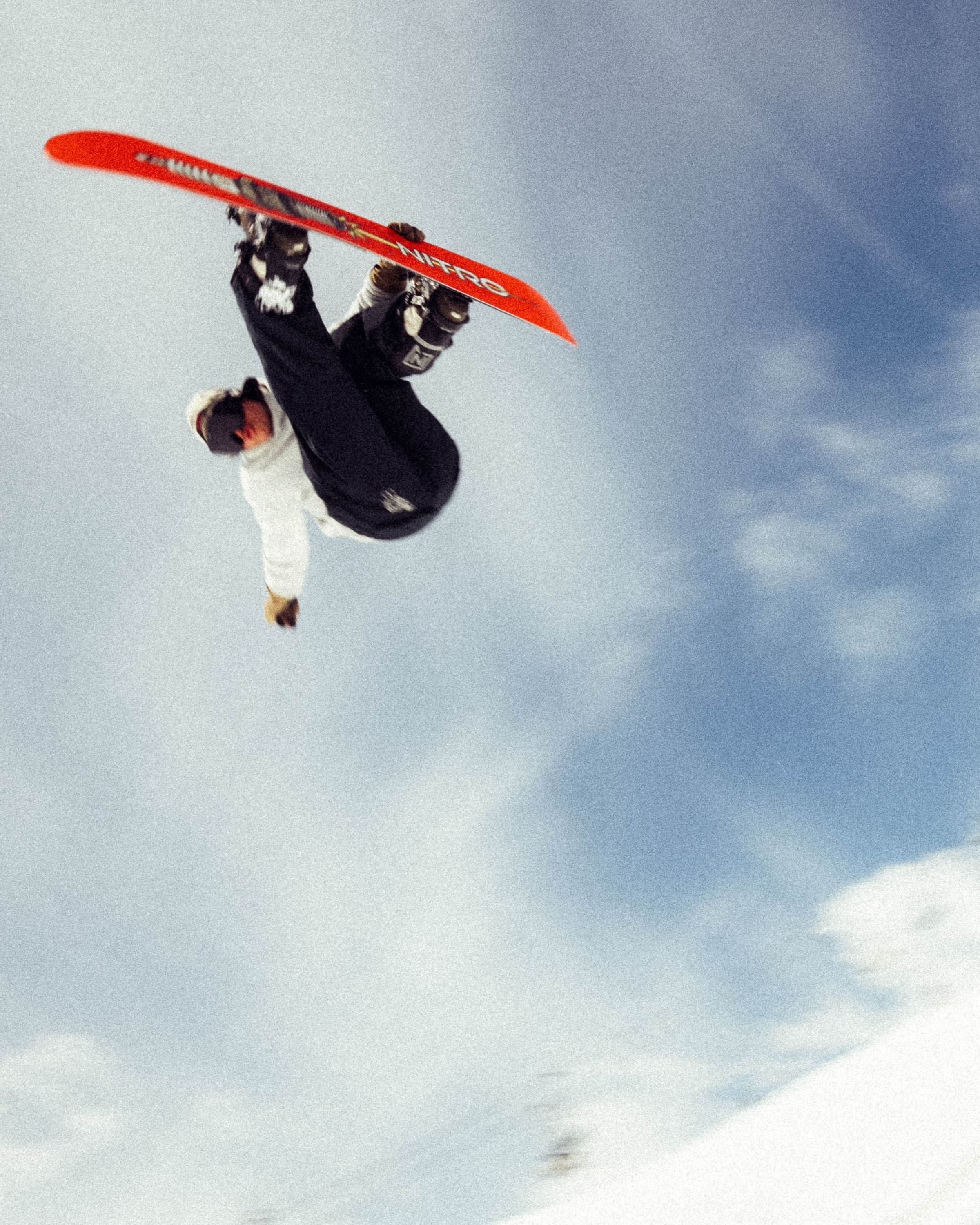 Park Pants Black - lifestyle action shot