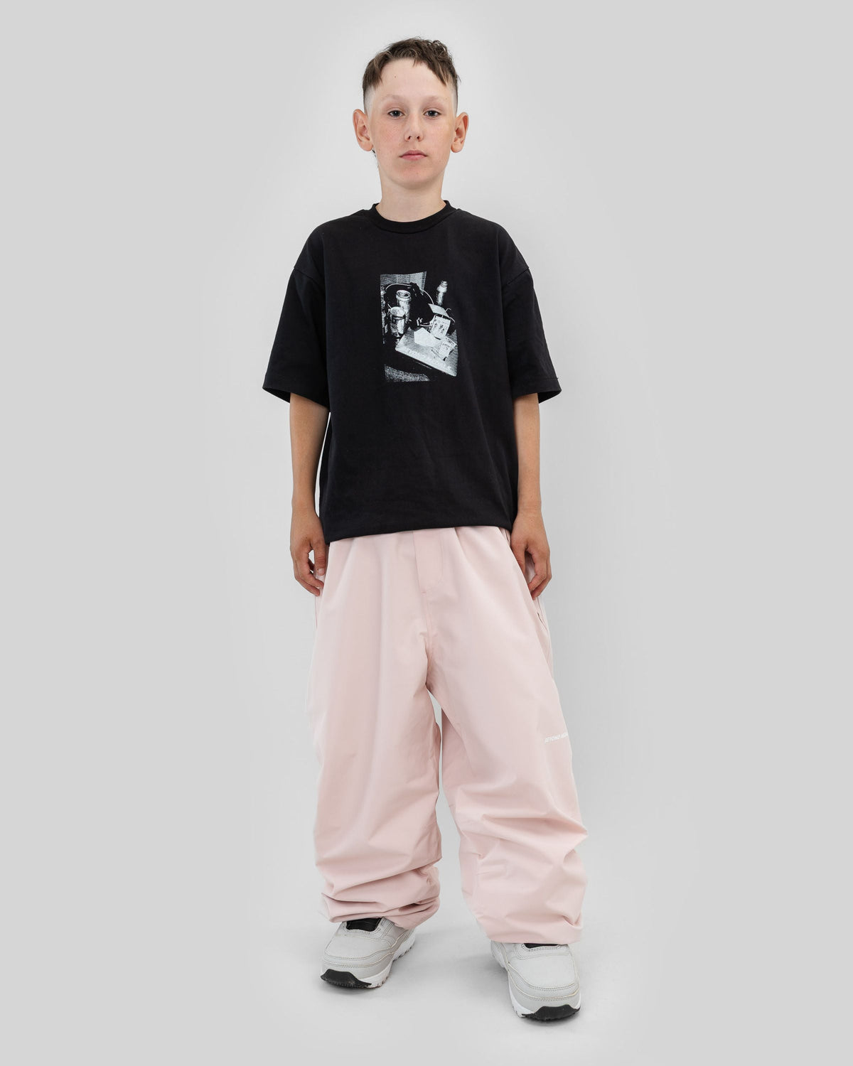 Park Pants Pink - full body