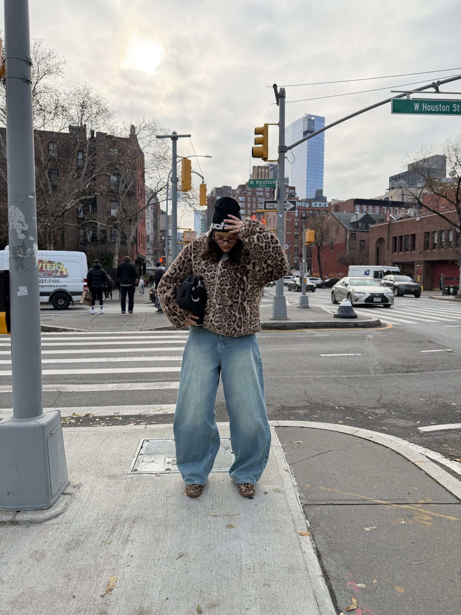 Buchan Jeans Washed Blue – worn street fit